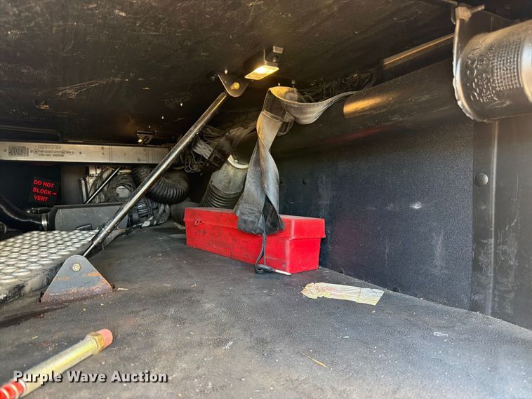 image for item FK3866 2018 Kenworth T680 semi truck