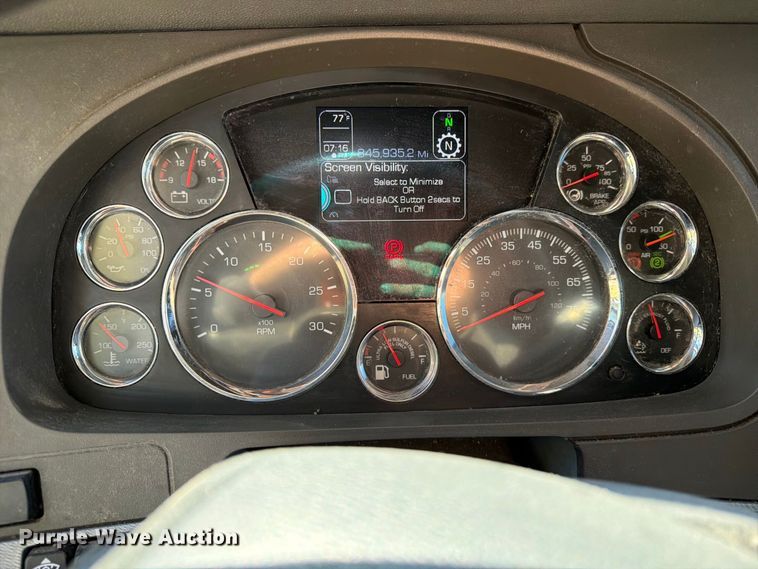 image for item FK3866 2018 Kenworth T680 semi truck