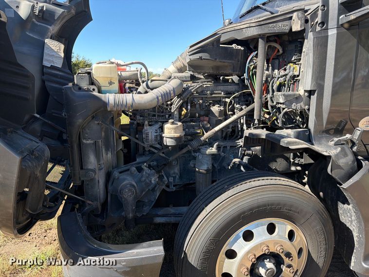 image for item FK3866 2018 Kenworth T680 semi truck