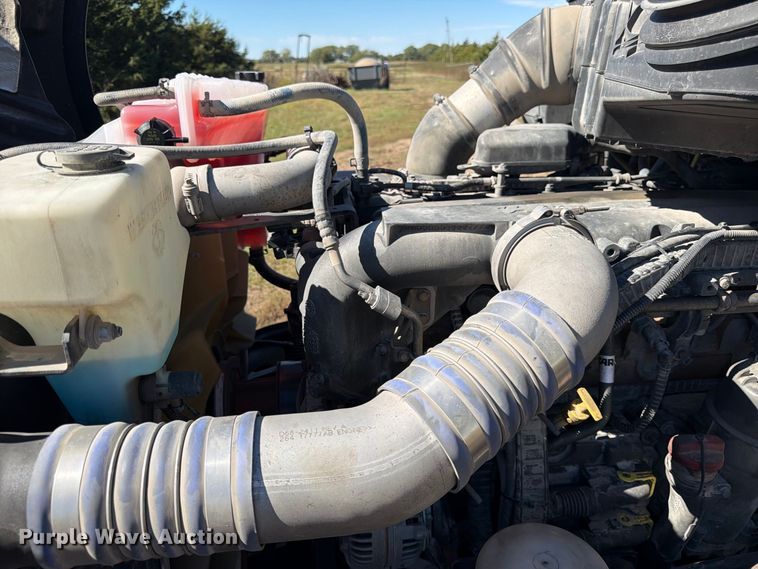 image for item FK3866 2018 Kenworth T680 semi truck