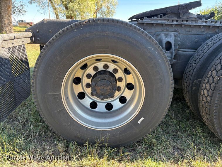 image for item FK3866 2018 Kenworth T680 semi truck