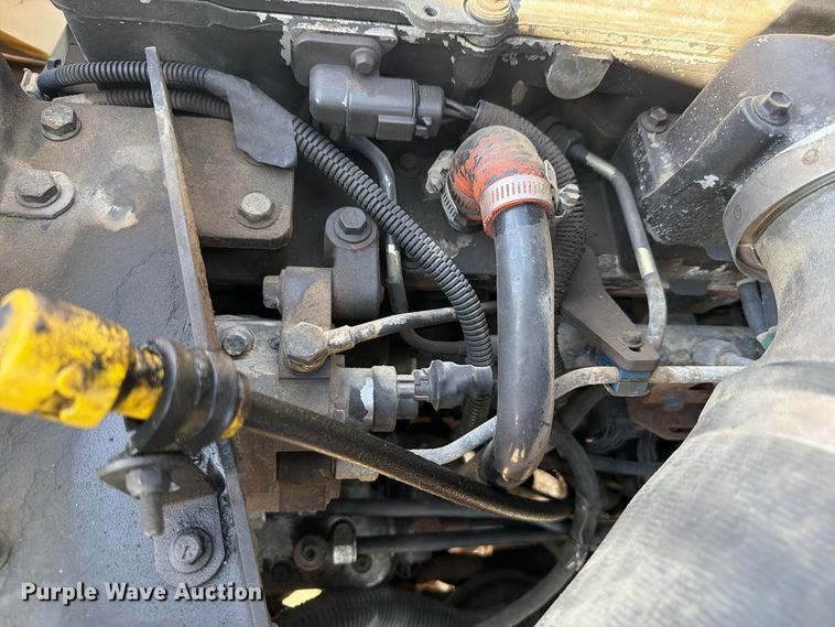 image for item FK4181 2006 Freightliner Business Class M2 semi truck