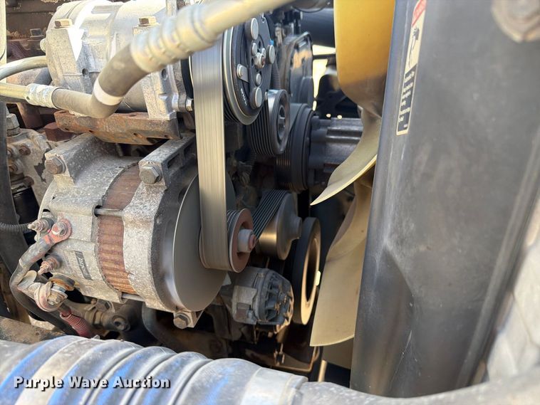 image for item FK4181 2006 Freightliner Business Class M2 semi truck