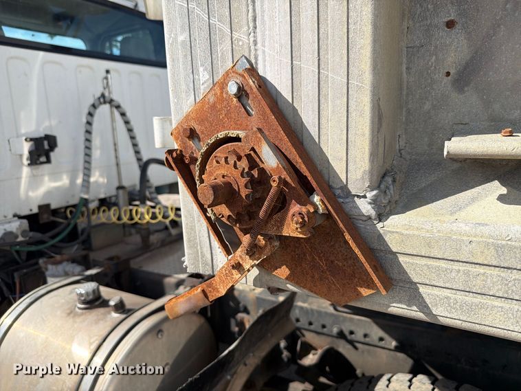 image for item FK4182 1974 Axle Equipment end dump trailer
