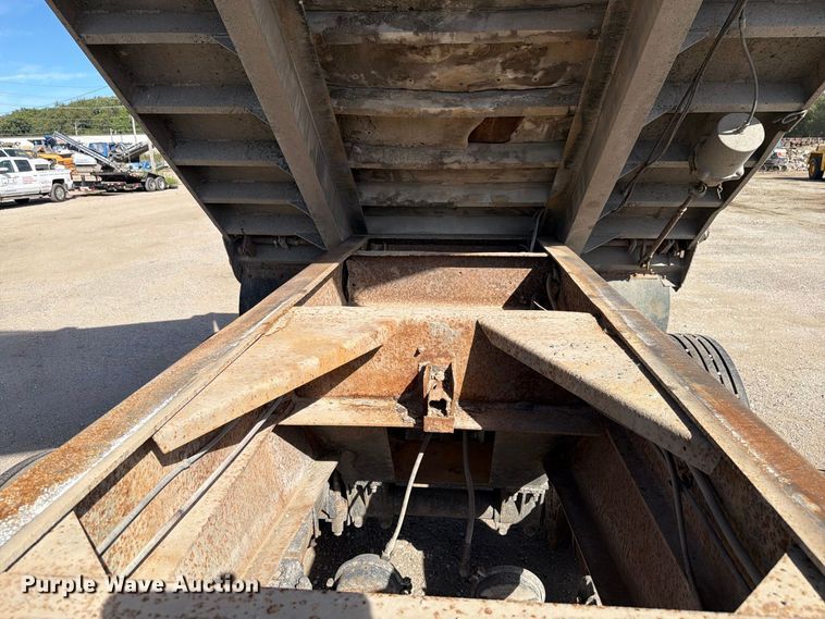 image for item FK4182 1974 Axle Equipment end dump trailer