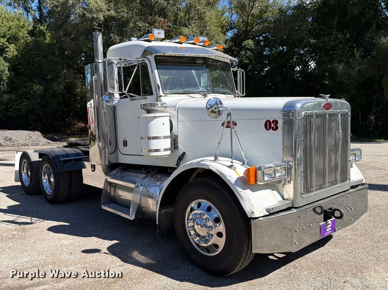 image for item FK4188 2003 Peterbilt 379 semi truck