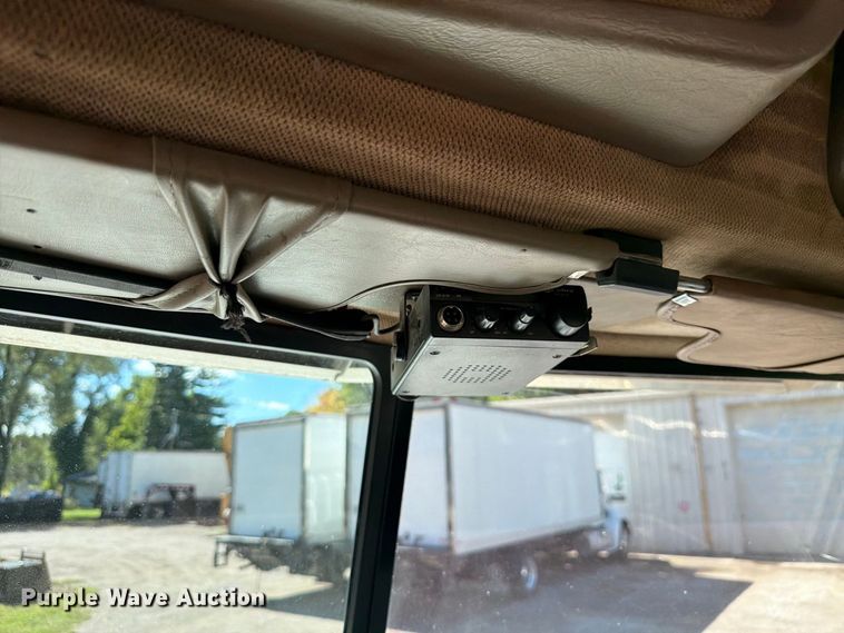 image for item FK4188 2003 Peterbilt 379 semi truck