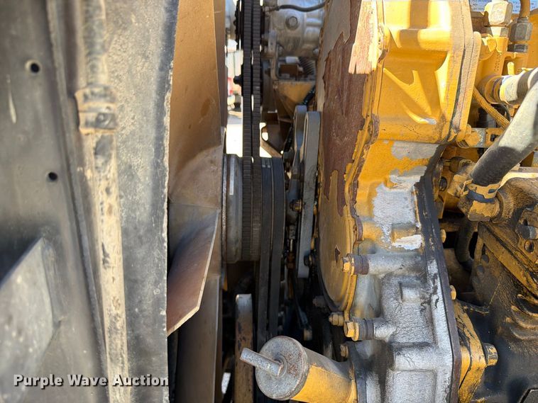 image for item FK4188 2003 Peterbilt 379 semi truck