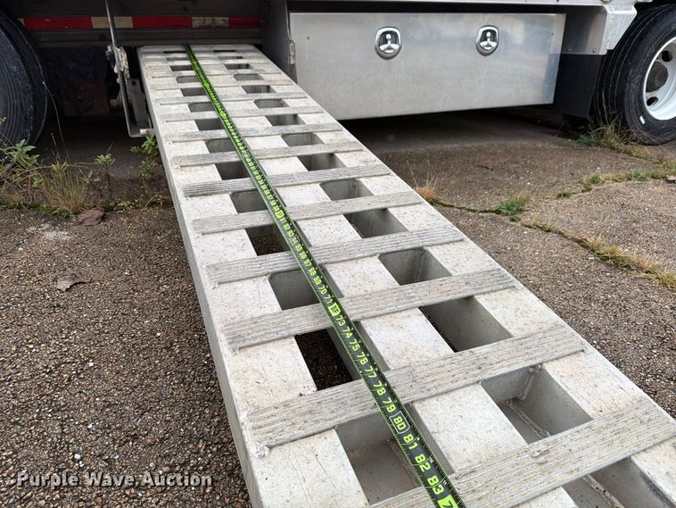 image for item FK4196 2013 East drop deck equipment trailer