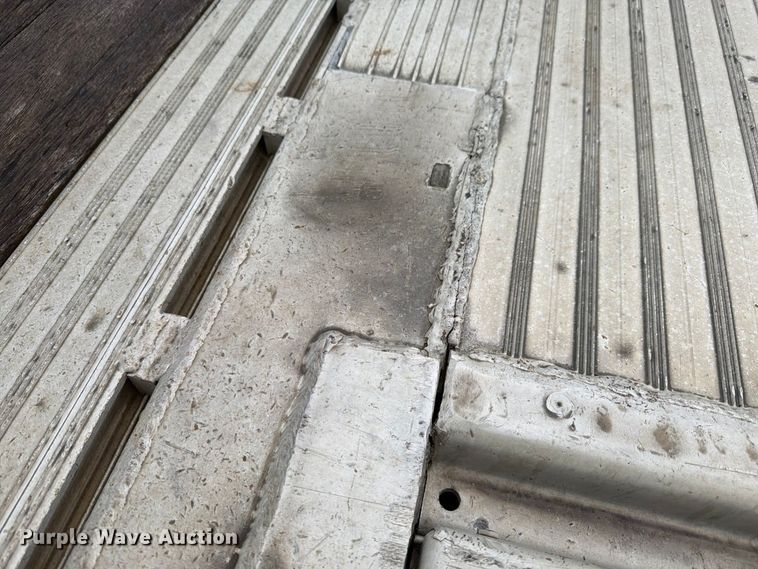image for item FK4196 2013 East drop deck equipment trailer