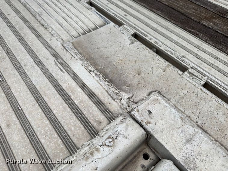 image for item FK4196 2013 East drop deck equipment trailer