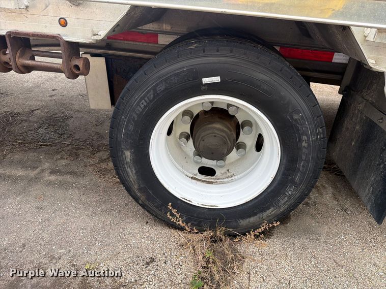 image for item FK4196 2013 East drop deck equipment trailer