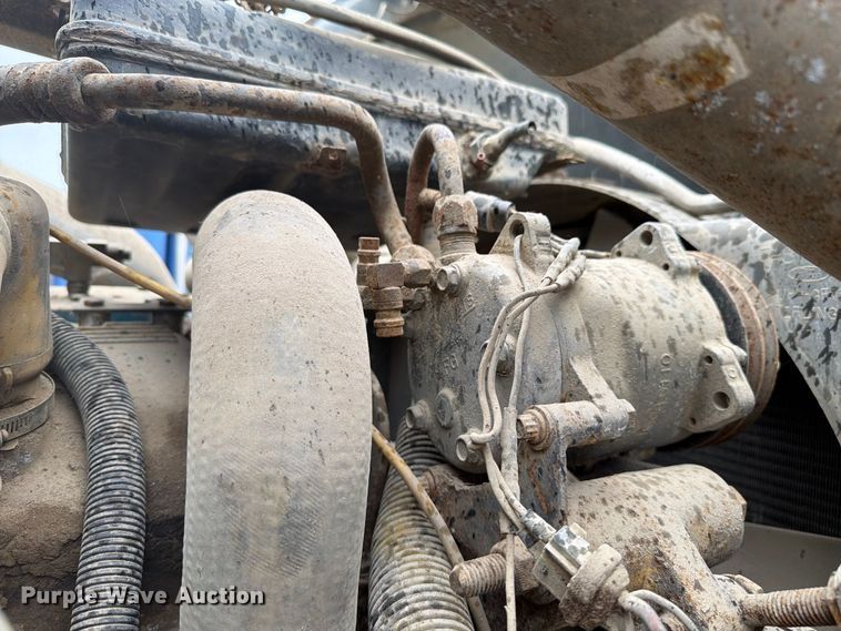 image for item FK4198 1990 Ford L9000 semi truck