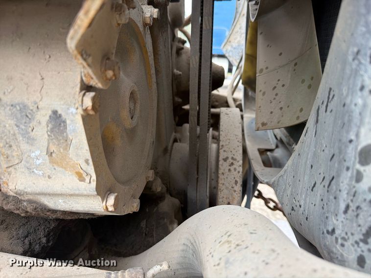 image for item FK4198 1990 Ford L9000 semi truck