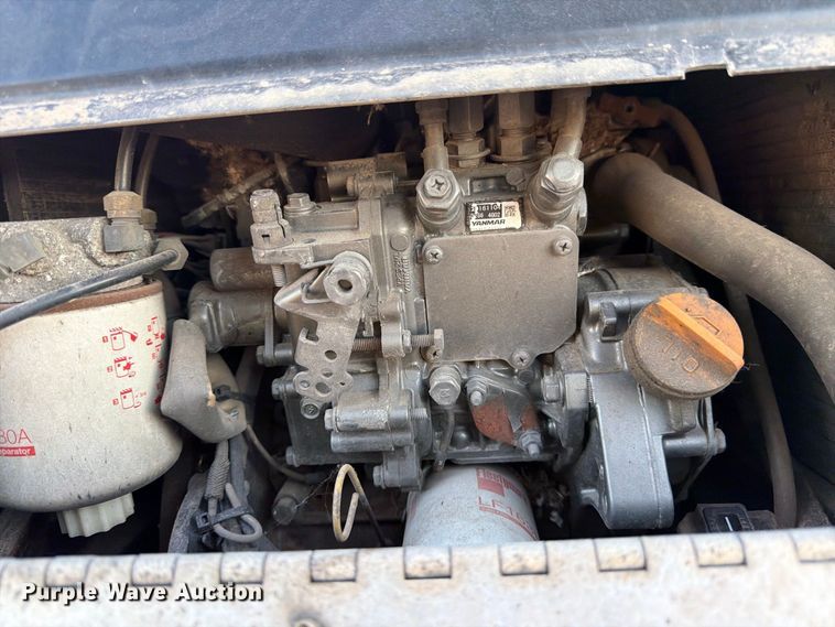 image for item FK4668 2018 Peterbilt 579 semi truck