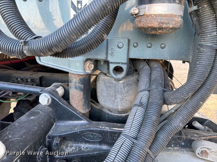 image for item FK4668 2018 Peterbilt 579 semi truck