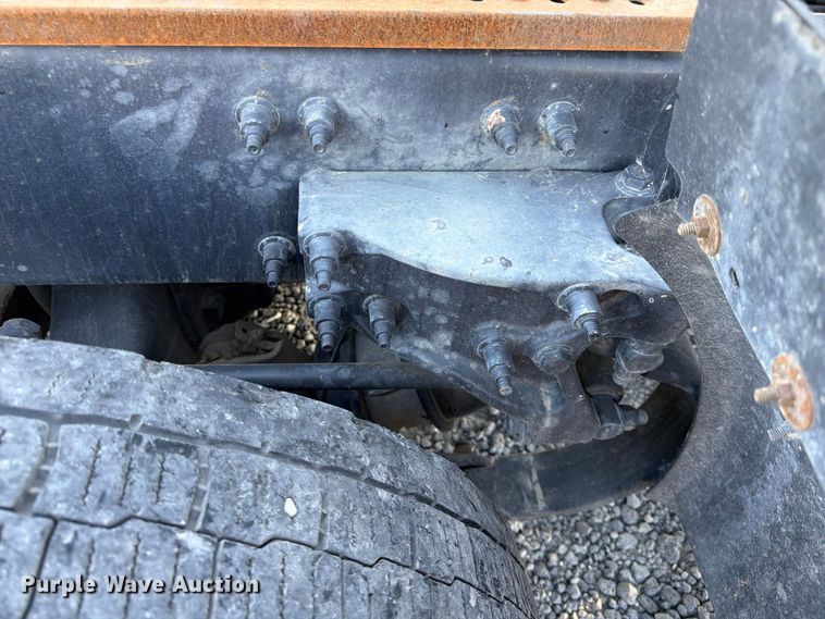 image for item FK4668 2018 Peterbilt 579 semi truck