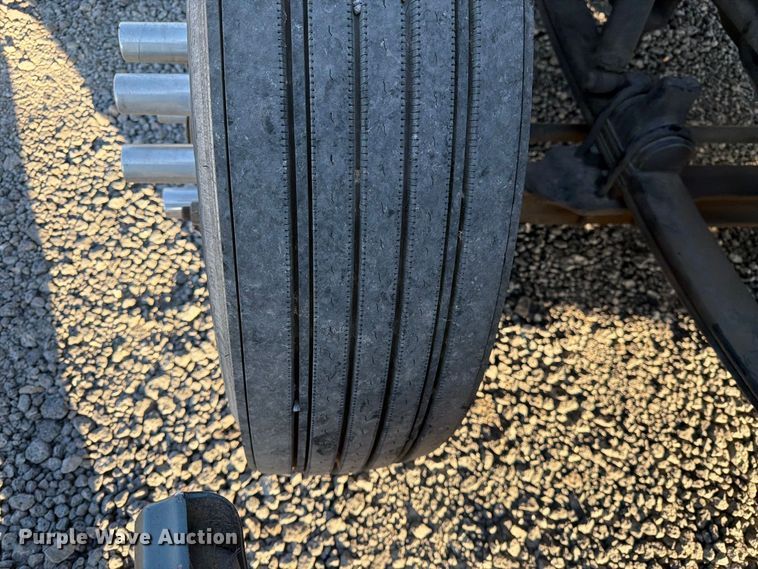 image for item FK4668 2018 Peterbilt 579 semi truck