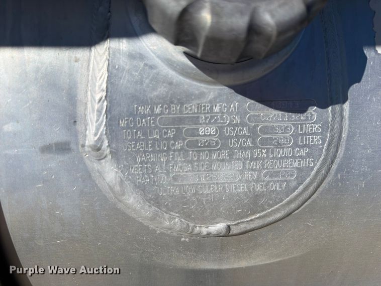 image for item FK5280 2012 Mack CHU613 semi truck