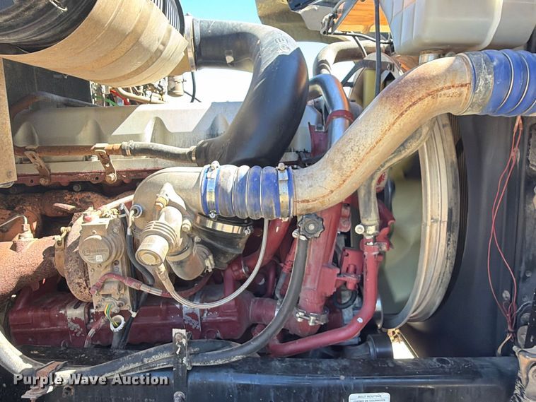 image for item FK5280 2012 Mack CHU613 semi truck