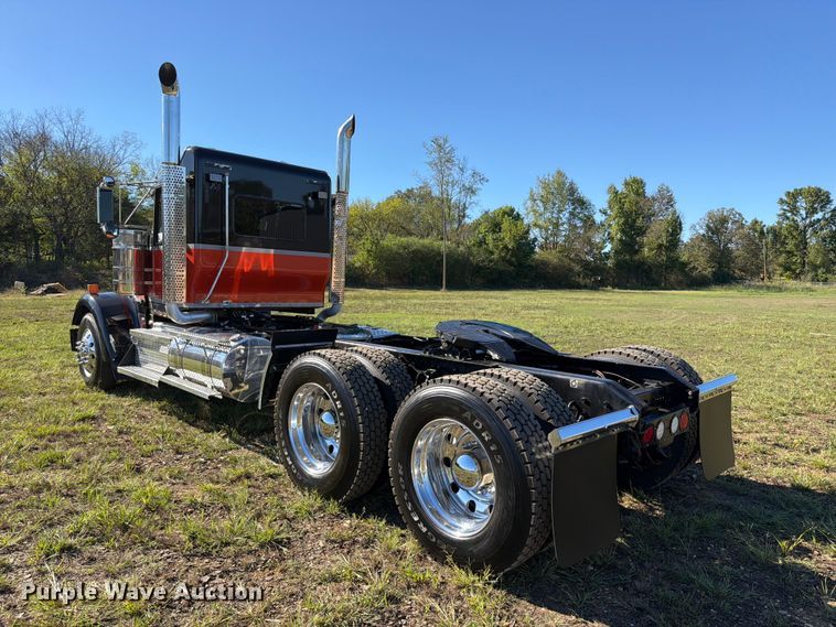 image for item FK5291 2022 Kenworth W900 semi truck