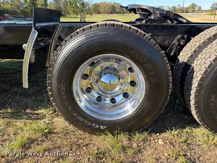 image for item FK5291 2022 Kenworth W900 semi truck