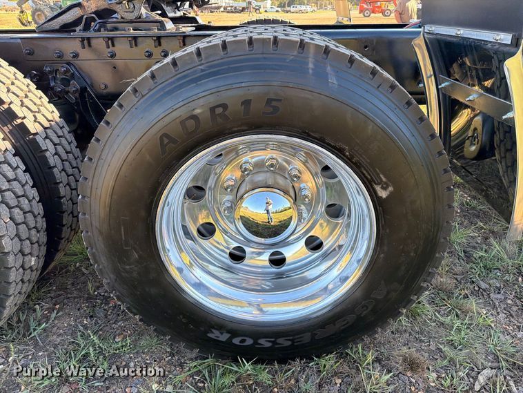 image for item FK5291 2022 Kenworth W900 semi truck
