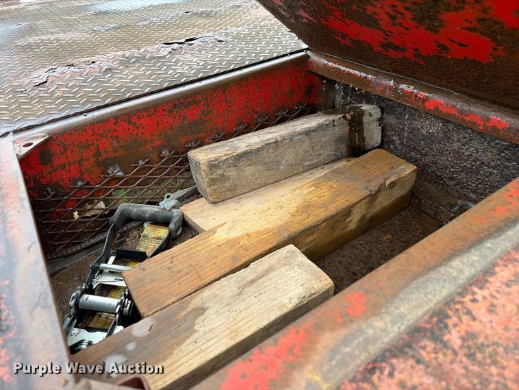 image for item FM6540 1985 Trail King TK70 drop deck equipment trailer