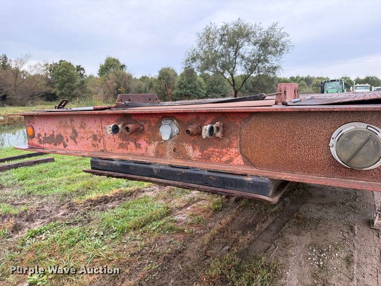 image for item FM6540 1985 Trail King TK70 drop deck equipment trailer