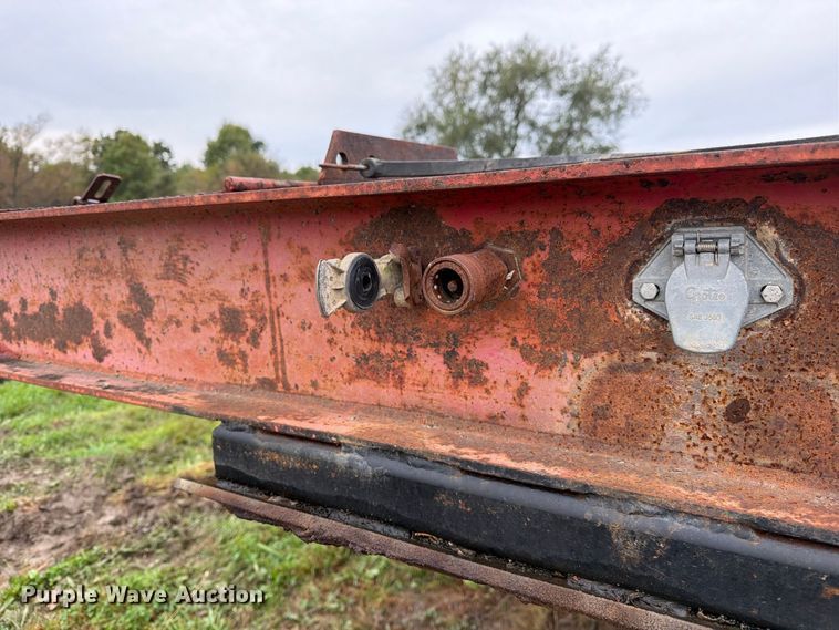 image for item FM6540 1985 Trail King TK70 drop deck equipment trailer