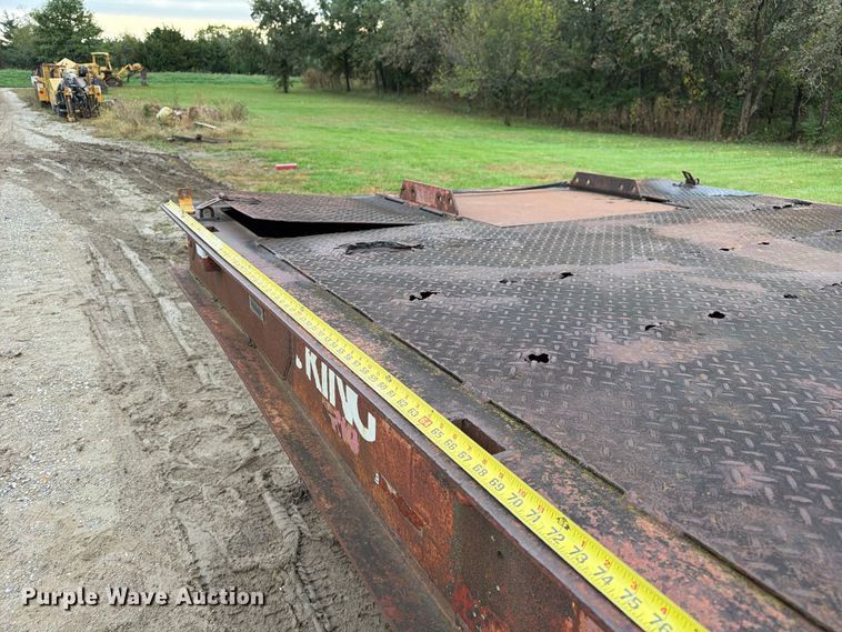 image for item FM6540 1985 Trail King TK70 drop deck equipment trailer