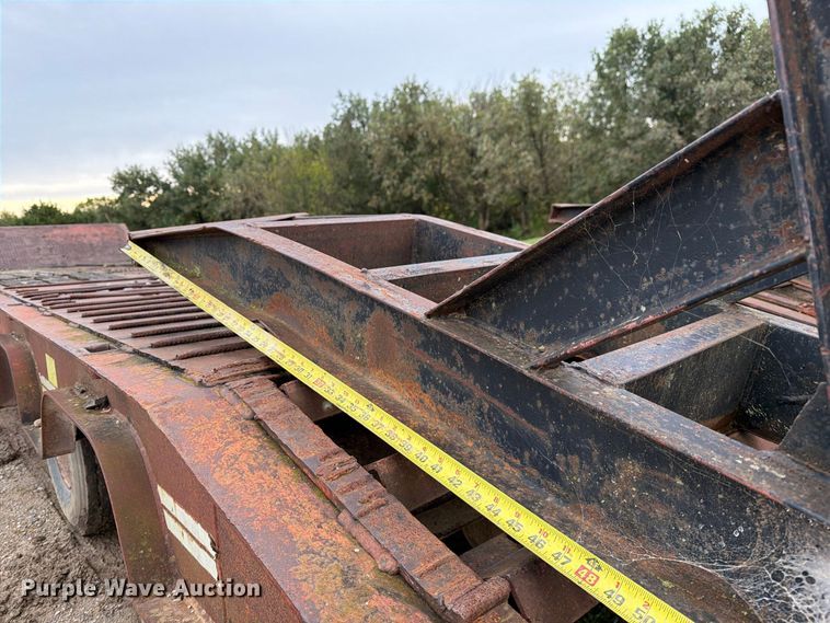 image for item FM6540 1985 Trail King TK70 drop deck equipment trailer