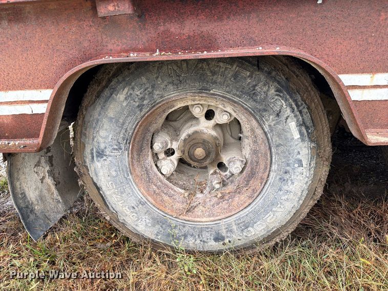 image for item FM6540 1985 Trail King TK70 drop deck equipment trailer
