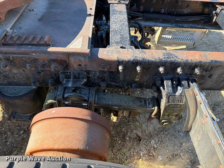 image for item FM6589 Truck frame cut off assembly