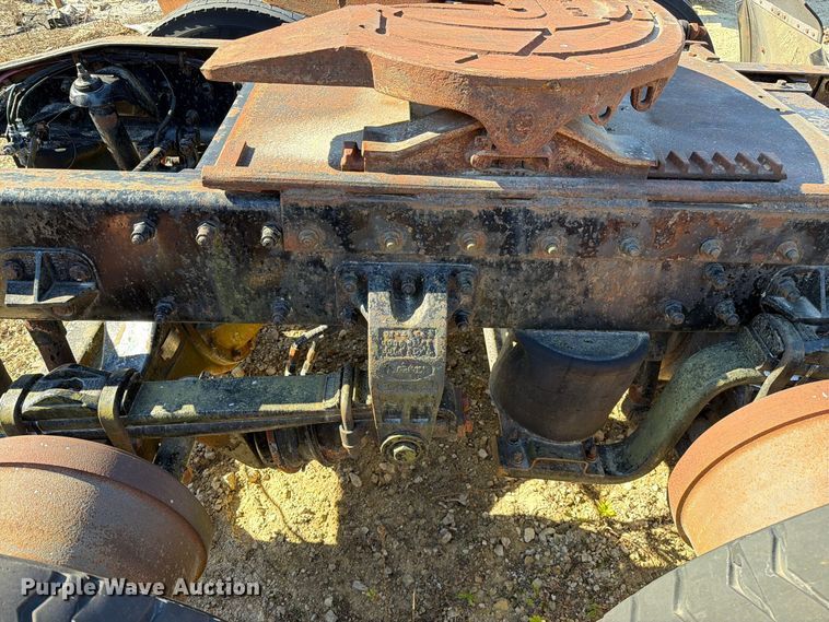 image for item FM6589 Truck frame cut off assembly