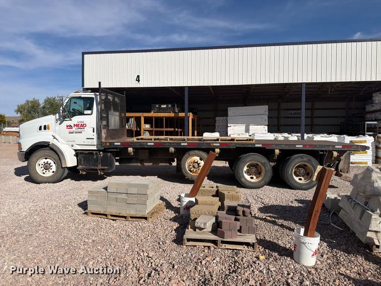 image for item FM7720 2004 Sterling Truck L9500 Series flatbed truck