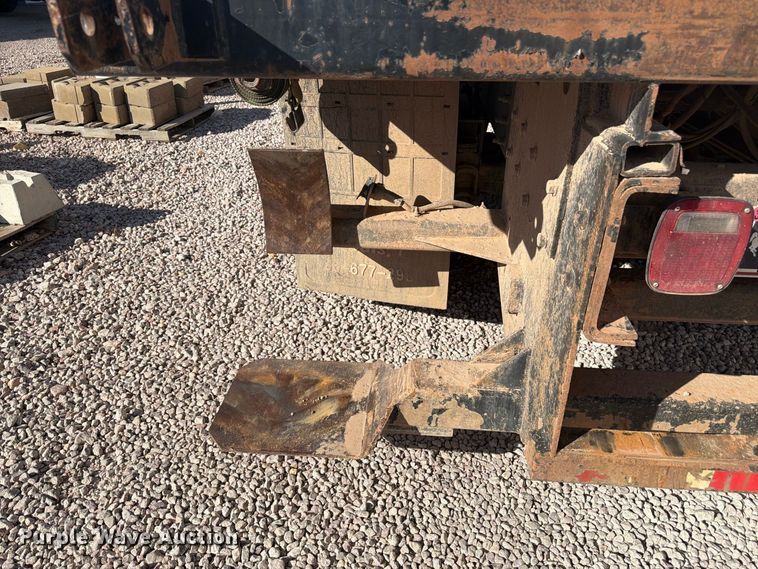 image for item FM7720 2004 Sterling Truck L9500 Series flatbed truck