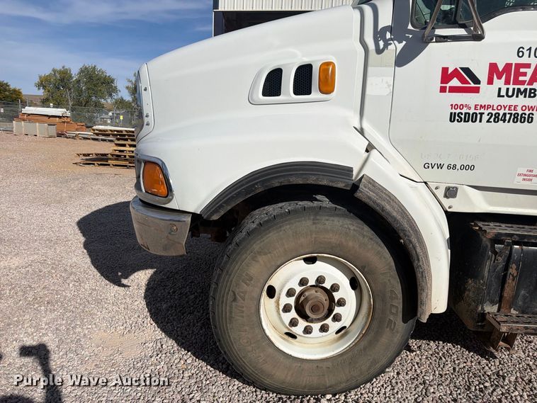 image for item FM7720 2004 Sterling Truck L9500 Series flatbed truck