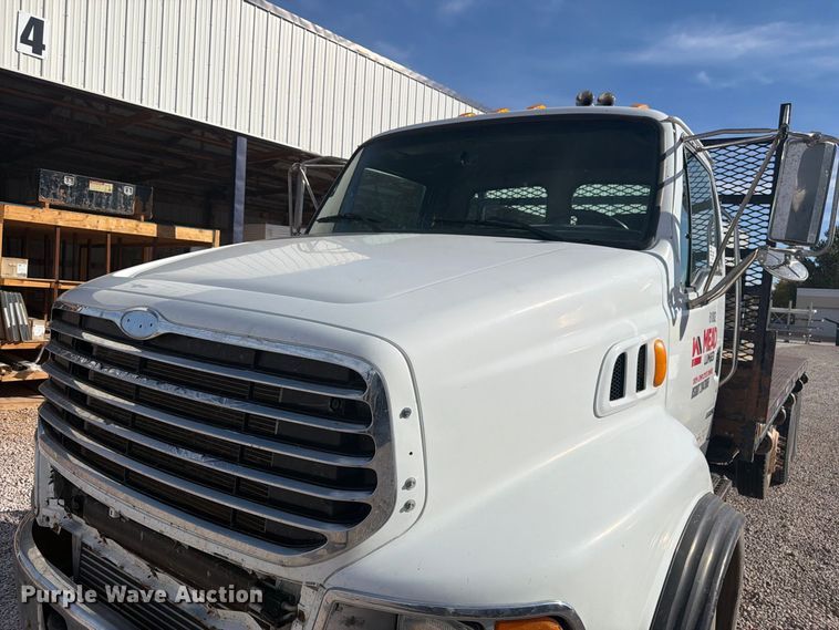 image for item FM7720 2004 Sterling Truck L9500 Series flatbed truck