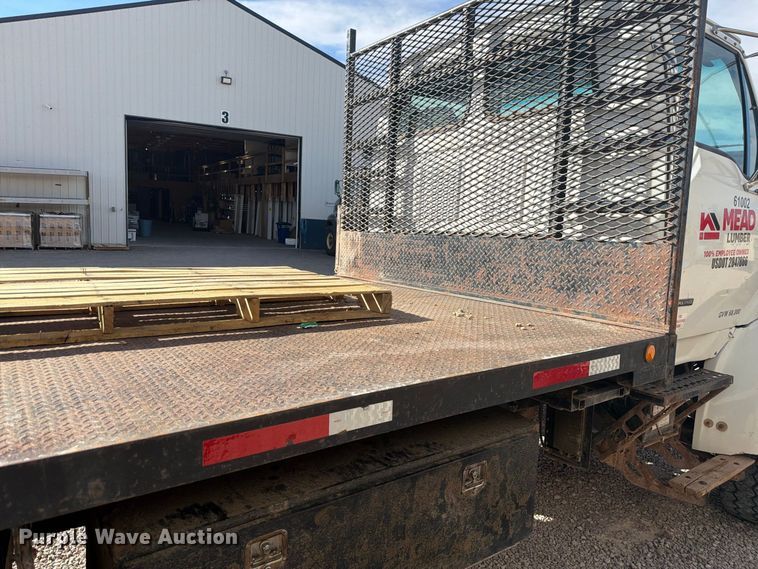 image for item FM7720 2004 Sterling Truck L9500 Series flatbed truck