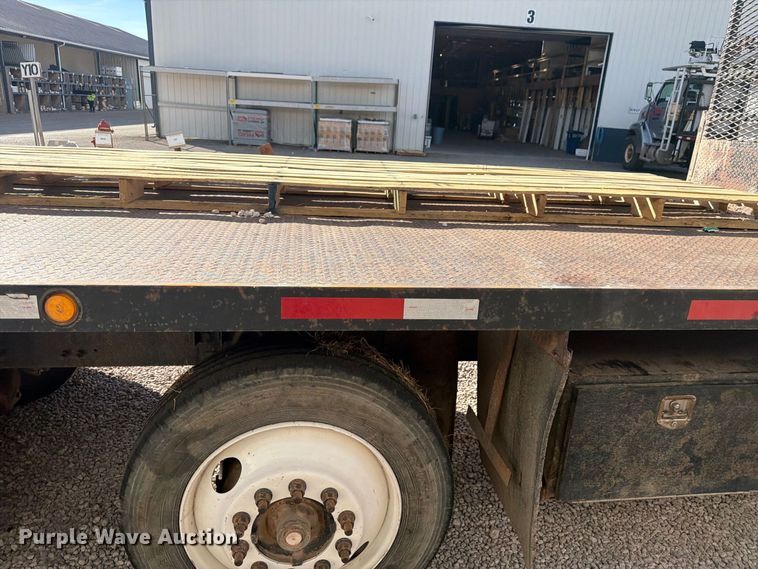 image for item FM7720 2004 Sterling Truck L9500 Series flatbed truck