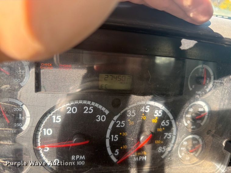 image for item FM7720 2004 Sterling Truck L9500 Series flatbed truck