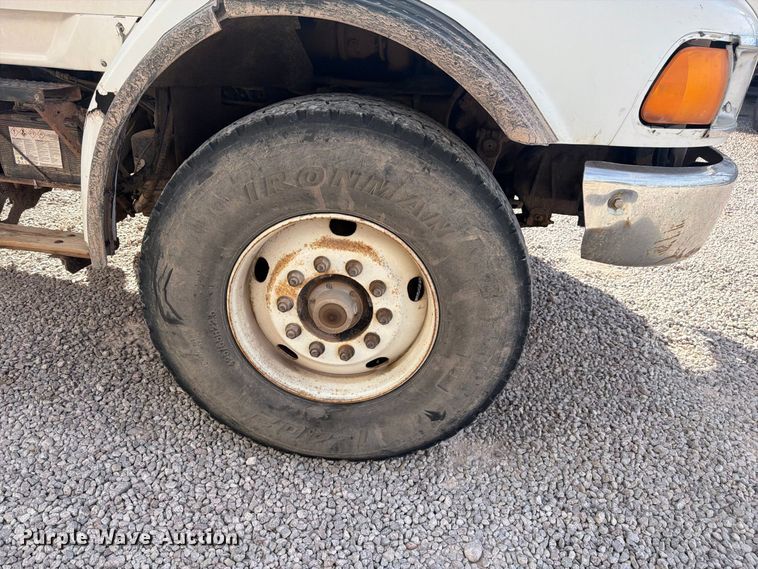 image for item FM7720 2004 Sterling Truck L9500 Series flatbed truck