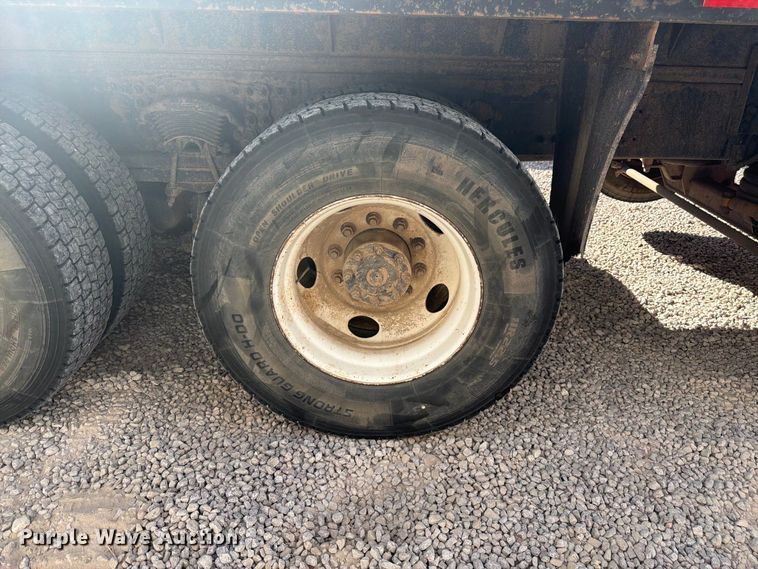 image for item FM7720 2004 Sterling Truck L9500 Series flatbed truck