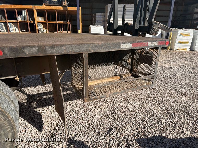image for item FM7721 2006 Sterling Truck L9500 Series flatbed truck