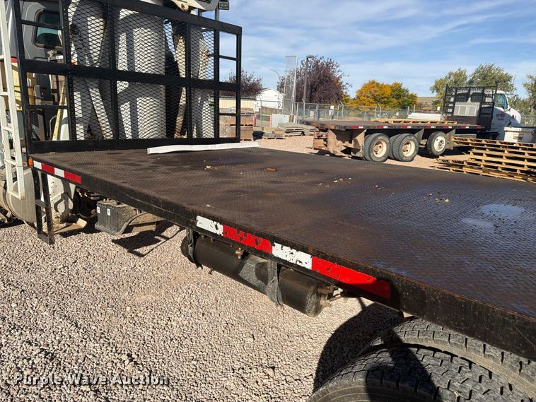 image for item FM7721 2006 Sterling Truck L9500 Series flatbed truck
