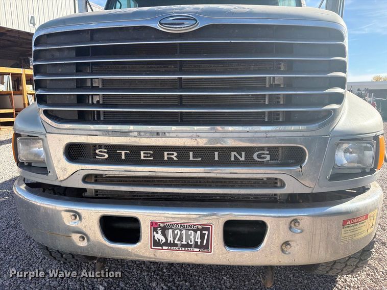 image for item FM7721 2006 Sterling Truck L9500 Series flatbed truck