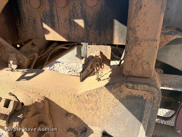 image for item FM7721 2006 Sterling Truck L9500 Series flatbed truck