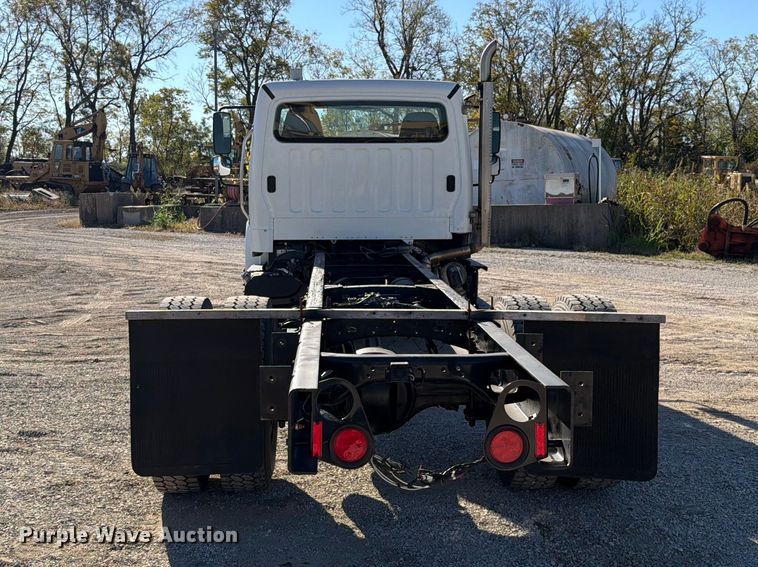 image for item FN5912 2014 Freightliner Business Class M2 truck cab and chassis