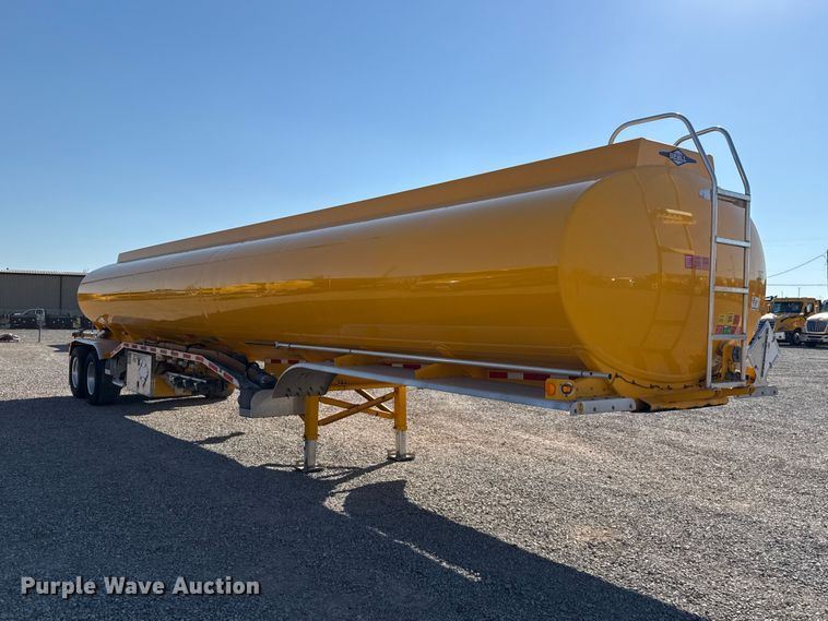 image for item FO4507 2009 Beall BAST-97-3-DC fuel trailer